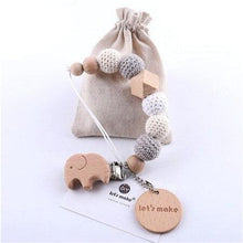 Charger l&#39;image dans la galerie, Baby Pacifier Chain Clip Wood - 4 Designs
