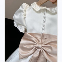Carica l&#39;immagine nel visualizzatore di Gallery, Dress Royal Special

